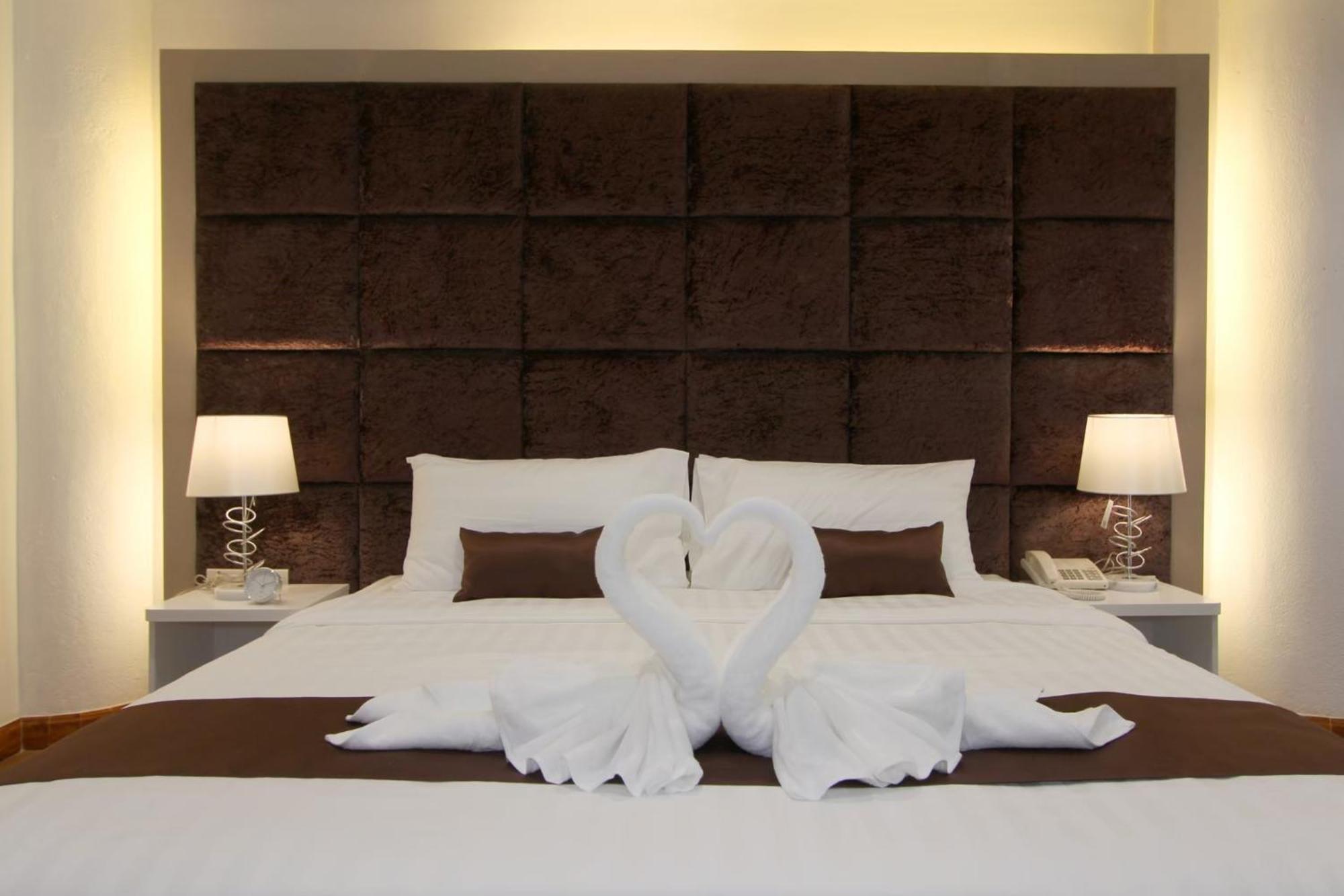 Pooh Beach Resort & Spa Jomtien Beach Esterno foto