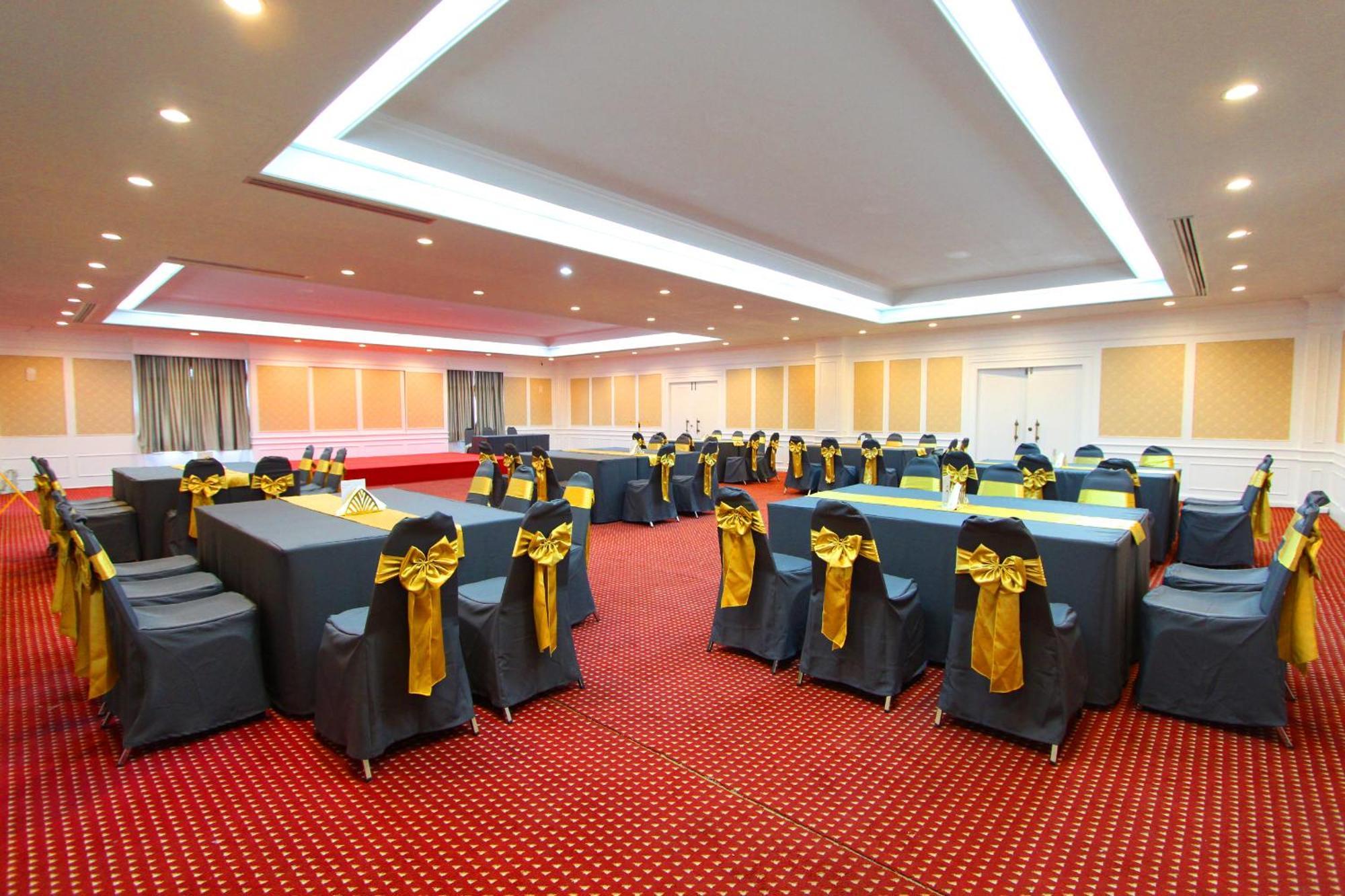 Pooh Beach Resort & Spa Jomtien Beach Esterno foto