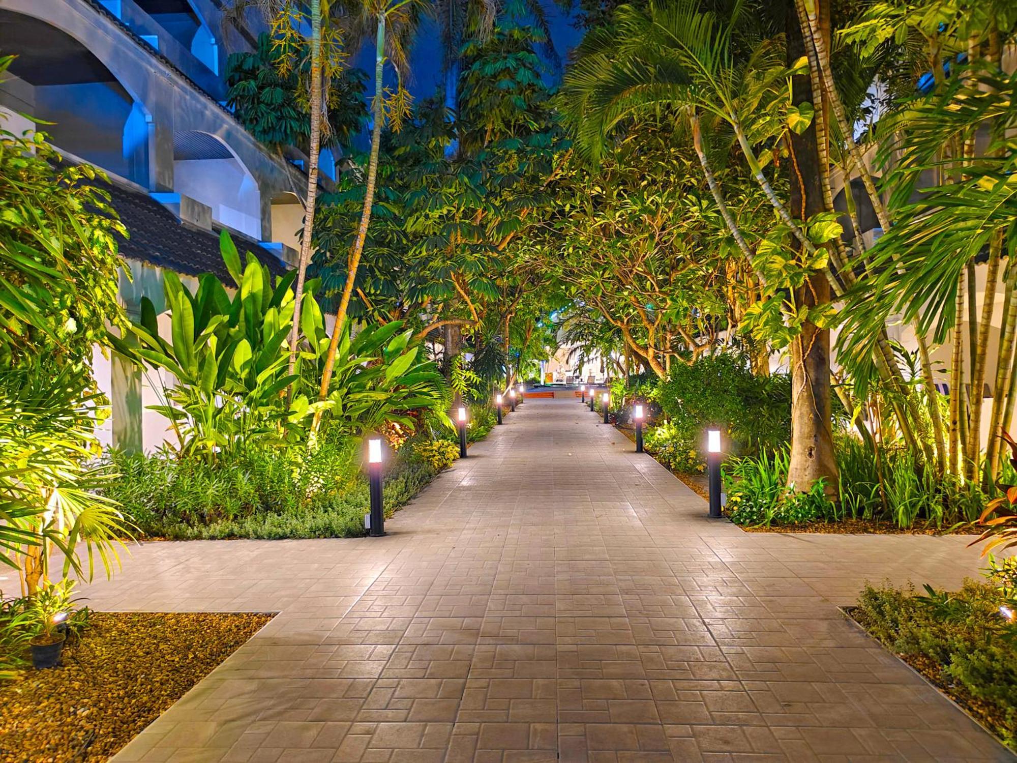 Pooh Beach Resort & Spa Jomtien Beach Esterno foto